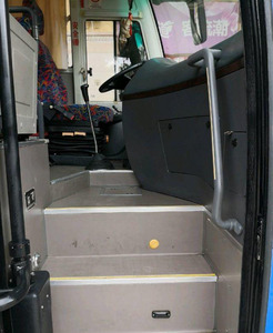 Prix pas cher Higer Bus KLQ6796 Diesel 35 Places Bus à vendre Yuchai Moteur LHD Direction Higer Bus en <span class=keywords><strong>Tanzanie</strong></span> - Product Image 3