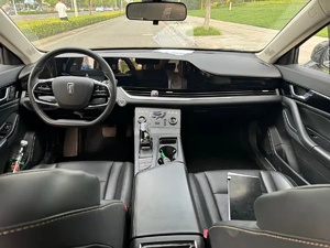 Voiture berline essence Bestune B70 d'occasion 2023 - Product Image 4