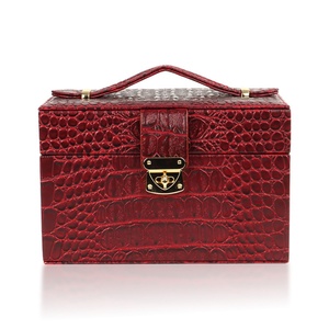 Estuche Organizador de Joyas de Viaje Rojo Vintage, Caja de Almacenamiento de Joyas de Cuero PU Grande de Lujo con Espejo y Cierre con Llave - Product Image 3