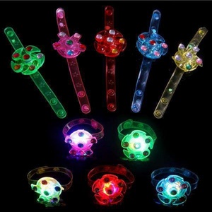 Jouets lumineux LED, montres lumineuses, jouets gyroscopiques pour enfants, cadeaux pour fêtes d'anniversaire, cadeaux pour baby shower, cadeaux pour invités de mariage, cadeaux de Noël, cadeaux de carnaval - Product Image 3