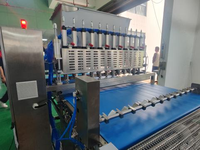 Mesin Pengisi Donat Otomatis Double Hopper dengan Dua Nozzle, Mesin Injektor Krim Selai Donat untuk Lini Produksi Roti