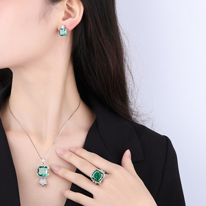 Bán Buôn Đồ Trang Sức S925 Đồ Trang Sức Bạc Cao Carbon Kim Cương Bà Nội Màu Xanh Lá Cây Vuông Tính Khí Sang Trọng Thiết Lập Chính Đá 14*1 - Product Image 4