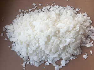 Vente en gros de cire de soja en cristal blanc de qualité supérieure respectueuse de l'environnement pour la fabrication de bougies en gros - Product Image 3