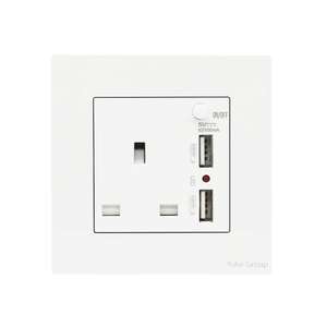 Interrupteur tactile USB blanc BS en matériau PC, 13 ampères, 2 voies - Product Image 1