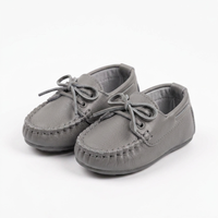 Mocassins en cuir souples pour bébés, chaussures bateau à enfiler pour les premiers pas, vente en gros