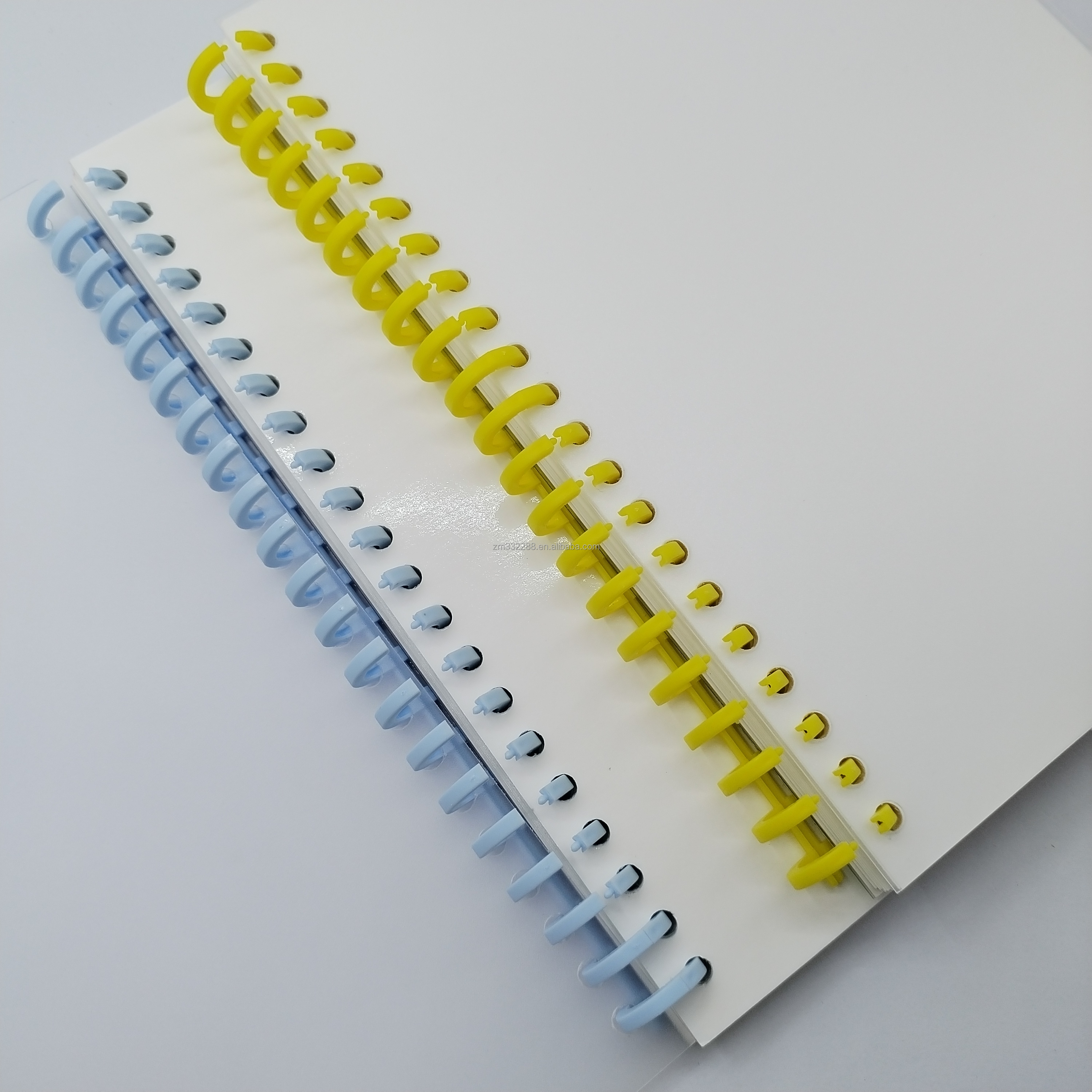 Libro adesivo per materiale scolastico