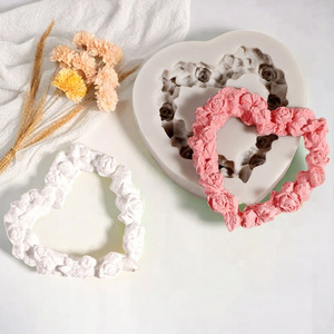 Heart Shape Rose Wreath Silicone Mold For Cake Decorating Baking Chocolate DIY Craft Valentine'S Day - Product Image 1
