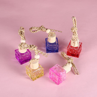 Diffuseur de parfum de voiture vide de 10ml, bouteille en verre carrée suspendue avec pendentif en bois