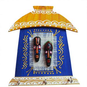 Porte-clés et décoration murale multifonctionnels en bois et argile sculptés à la main, de style traditionnel, pour salon et cuisine - Product Image 1