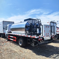 Mini asphalte nid de poule réparation route Construction Machine camion petit bitume chauffé épandeur pulvérisateur camions et puce scellant
