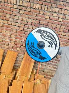 Bouclier Viking en bois sculpté à la main, fabrication industrielle OEM, bricolage, taille et couleur personnalisables, robuste, design médiéval, camping en plein air - Product Image 4