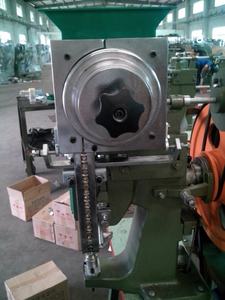 CD-J5E ChengDa China Factory vendita diretta macchina per <span class=keywords><strong>occhielli</strong></span> semiautomatica di alta qualità per rivettatura di <span class=keywords><strong>occhielli</strong></span> superiori per scarpe in pelle - Product Image 3