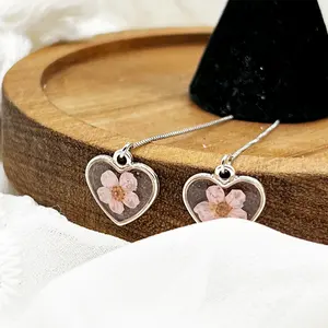 Bohemian Handmade Resin Jewelry Forget-me Not Real Flower Heart Pendant Dangle Earrings For Women