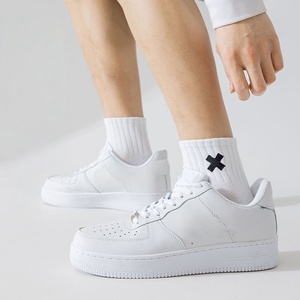 Calcetines Deportivos de Algodón Personalizados de Alta Calidad para Hombre, Calcetines de Baloncesto Transpirables con Agarre Antideslizante y Anti-fricción, de Tubo Medio - Product Image 5