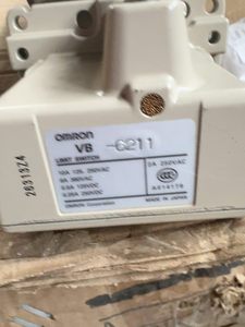 VB-6211 VB6211 250VAC 380VAC 125VDC 250VDC 10A <span class=keywords><strong>6A</strong></span> 0.5A 0.25A Interruttore di fine corsa per PLC - Product Image 3
