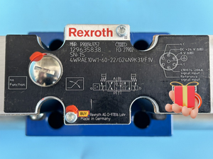 ใหม่ R900920055 4WRAE10W60-2X/G24N9K31/F1V ตัวควบคุมทิศทางแบบสัดส่วน NG6 มีสินค้าในสต็อก - Product Image 1