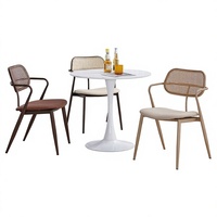 Chaise de salle à manger empilable en métal de style Wabi-Sabi vintage avec revêtement en cuir - Utilisation pour la maison, le café et le balcon