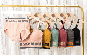 Conjunto de sujetador deportivo sexy para mujer, top de tubo sin costuras con estampado de letras, bralette, sujetador deportivo activo y bragas deportivas para niñas - Product Image 4