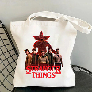 Stranger <span class=keywords><strong>Things</strong></span> 5 Borsa a tracolla in tela stampata con una singola tracolla, borsa in tela per uso quotidiano per studenti di moda - Product Image 1