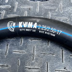 Cámara de Aire para Motocicleta KUMA 2.25-17 2.50-17 de Caucho Natural, Alta Elasticidad, Hecha en Vietnam, Modelo TR4, 12 Meses de Garantía - Product Image 2