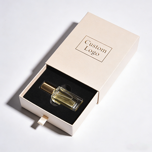 Boîte à parfum personnalisée <span class=keywords><strong>en</strong></span> papier blanc mat avec logo gaufré à l'or, emballage cadeau fait main pour les propositions et l'utilisation de bougies - Product Image 1