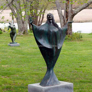 Statue de bronze d'homme creux grandeur nature, guerrier à capuche debout avec une épée, statue du roi <span class=keywords><strong>Arthur</strong></span> - Product Image 4