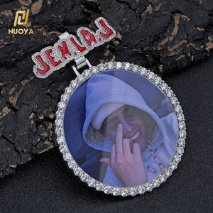 NUOYA liontin foto besar nama merah kait kustom liontin Gambar berlian Iced Out perhiasan Hip Hop - Product Image 2