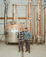 Équipement de distillation haute performance DYE 4000L pour spiritueux neutres - Système de chaisseur multi-colonnes pour la vodka et l'alcool industriel