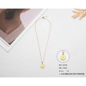 Collier en acier inoxydable avec pendentif crabe de 1,5 cm pour femme - Product Image 3