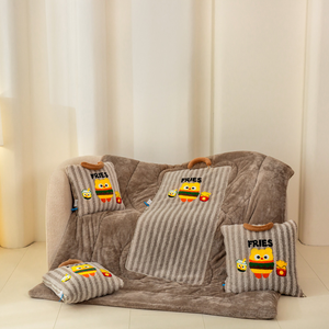 2025 New 2-in-1 gối blanket100 % Polyester tất cả các mùa comforter-bán buôn số lượng lớn OEM - Product Image 4