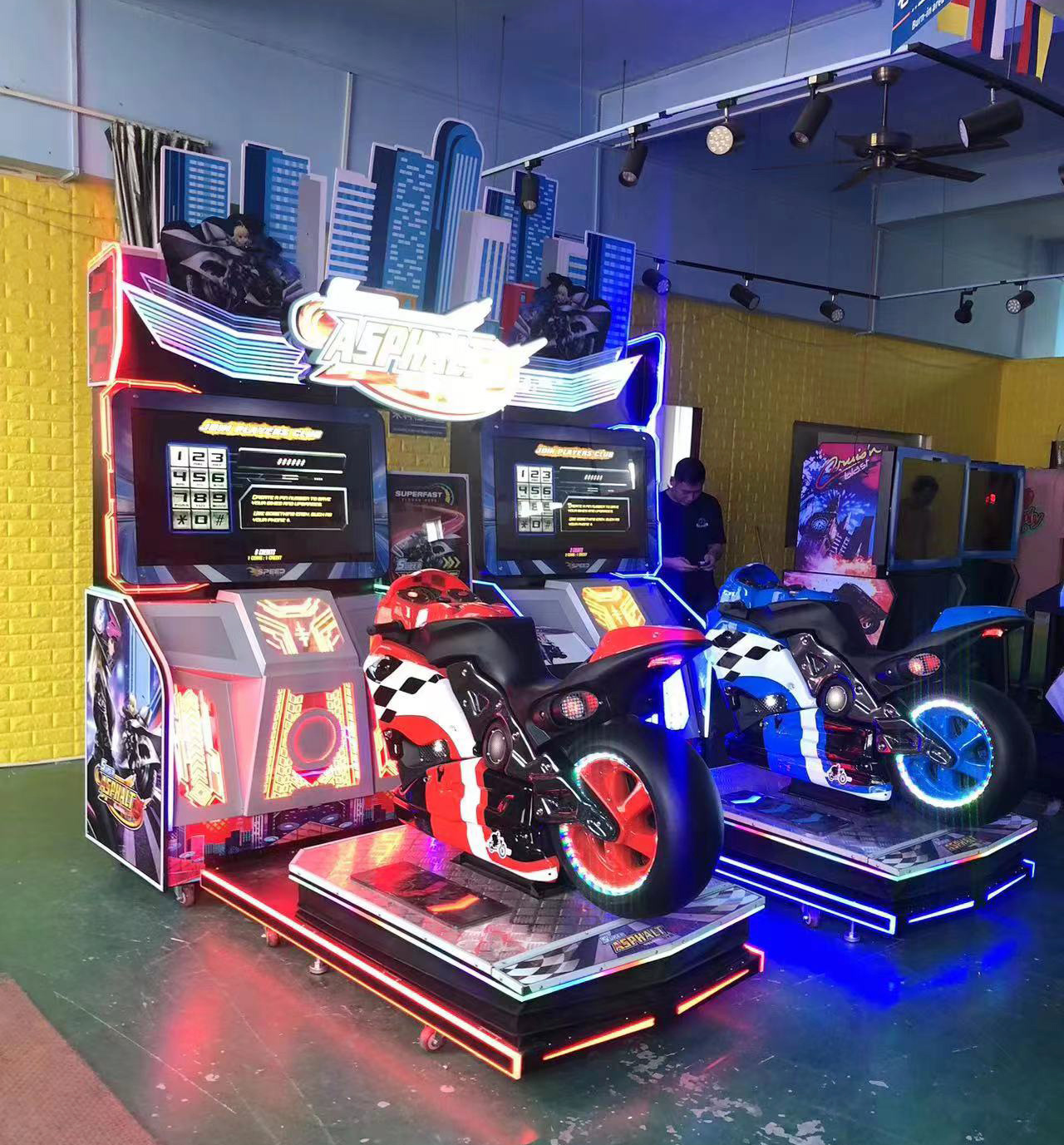 Two - person Dynamic Motorcycle