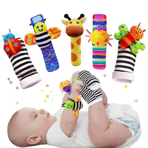 Groothandel Pasgeboren Baby Cadeau Baby Vroege Educatieve Zachte Pluche Knuffels Sensorische Babi Pols Foot Finder Rammelaar Sokken Speelgoed