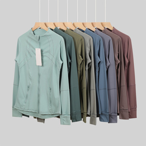 Veste de sport pour femme, respirante, légère, avec logo frontal, coupe ajustée, manches longues, grande taille, pour la course à pied et le yoga - Product Image 1