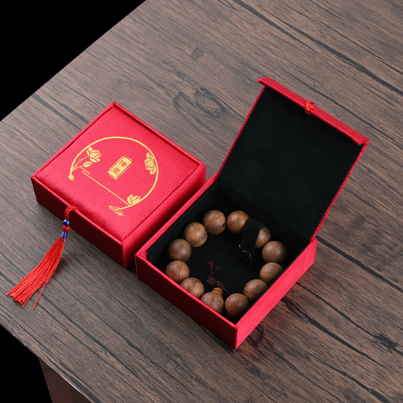 Heritage small bracelet box red