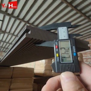 Planches de terrasse en WPC à remplacement rapide pour moderniser les anciennes planches de <span class=keywords><strong>bois</strong></span>, sol en composite <span class=keywords><strong>bois</strong></span>-plastique - Product Image 4