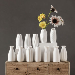 Jarrón de Cerámica Blanco Mate Estilo Art Deco para Flores Secas, Decoración para Sala de Estar y Hogar - Product Image 3