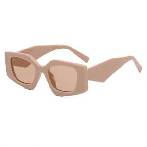 Gafas de Sol Cuadradas con Marco Grande, Diseño Retro, Personalizadas con Logotipo, para Hombre y Mujer, Protección UV400, Gafas de Sol Poligonales con Estampado de Leopardo para Mujer - Product Image 5