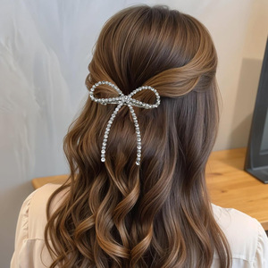 Pinza para el Cabello con Lazo de Diamantes de Imitación Brillantes de Aleación para Mujer, Elegante Decoración para el Cabello de Primavera, Accesorio para Fiestas y Bodas - Product Image 2