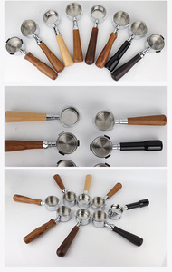 <span class=keywords><strong>Porte</strong></span>-<span class=keywords><strong>filtre</strong></span> sans fond en acier inoxydable compatible <span class=keywords><strong>Delonghi</strong></span> 51 mm avec poignée en bois pour café domestique/professionnel - Product Image 5