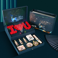 Coffret Cadeau Créatif et Pratique DingHui pour la Saint-Valentin et Noël : Savon en Forme de Fleur et Rouge à Lèvres, Boîte Personnalisable pour Petite Amie ou Meilleure Amie