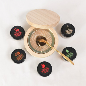 Kit de ahumador de madera con contenedores de combustible reutilizables para uso en el hogar o bar de cócteles. - Product Image 1