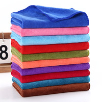Usine OEM Vente en gros Microfibre LOGO personnalisé Main Visage Gym Sport Petite serviette carrée Multi-size Fenêtre Lavage de sol Serviettes de séchage
