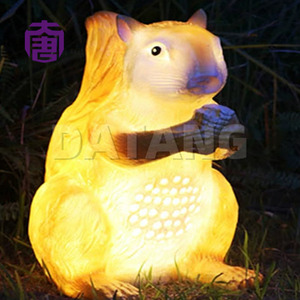 Lampe 3D en forme d'écureuil personnalisée IP65 avec corps en résine PVC transparente et fibre de verre pour les décorations extérieures de jardin, de mariage, de Diwali, de Ramadan - Product Image 2