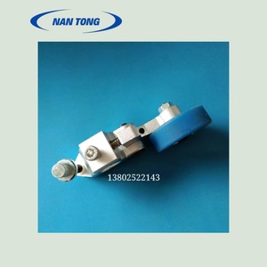 Ensemble de rouleaux de pressage de papier NanTong pour machine d'impression offset avec rouleau en caoutchouc et support métallique - Product Image 3