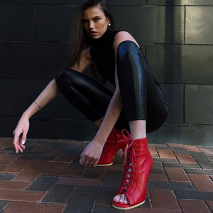 Sandalias con punta abierta y cordones de verano para mujer de estilo americano europeo, tacones finos, botas cortas huecas para baile de Jazz, malla de gran tamaño - Product Image 4