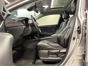 Auto Usado en Venta, Toyota IZOA 2021, 2.0L, SUV, Volante a la Izquierda, Automático, 171hp, Excelente Estado - Product Image 2