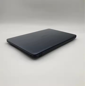 Laptop A541U Usada de 15.6 Pulgadas a Precio Económico, Venta al por Mayor, con Tarjeta Gráfica Independiente - Product Image 6