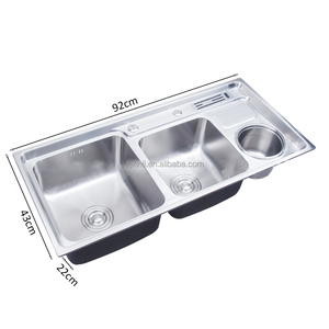 Évier de cuisine <span class=keywords><strong>double</strong></span> <span class=keywords><strong>bac</strong></span> <span class=keywords><strong>en</strong></span> acier inoxydable SUS304 X26312, taille 92 x 43 cm, avec poubelle et porte-couteaux - Product Image 2