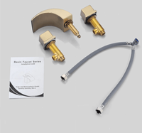 Robinet de salle de bain moderne à double poignée, à poser sur le plan, avec finition en laiton poli, valve en céramique, eau chaude/froide