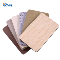 Panneau de placage en bois de bambou cristallisé à rainures, flexible à chaud, pour la décoration murale intérieure moderne